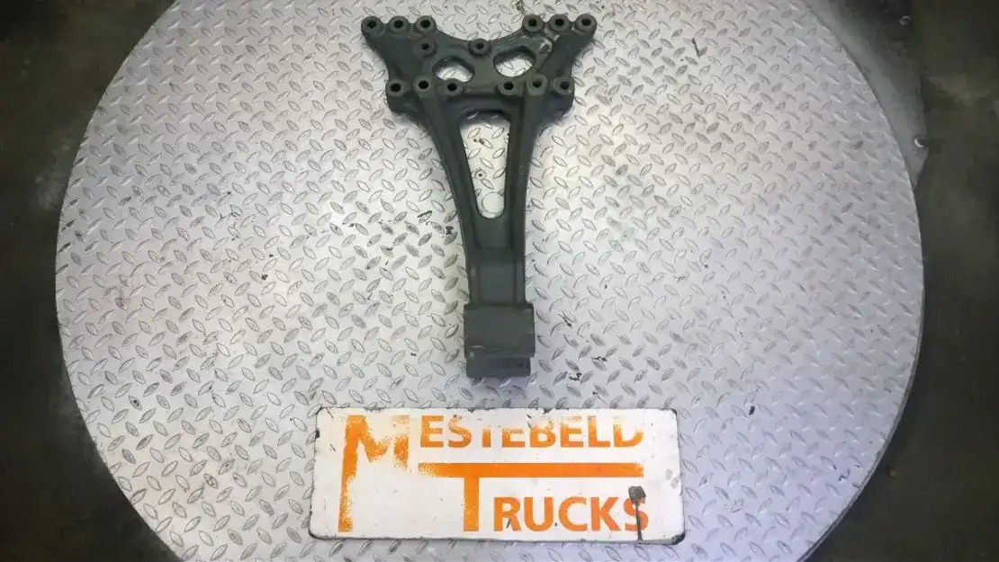 Mercedes-Benz Veerhand rechts achter - Frame/ Chassis for Truck: picture 1 Mercedes-Benz Veerhand rechts achter - Frame/ Chassis for Truck: picture 1