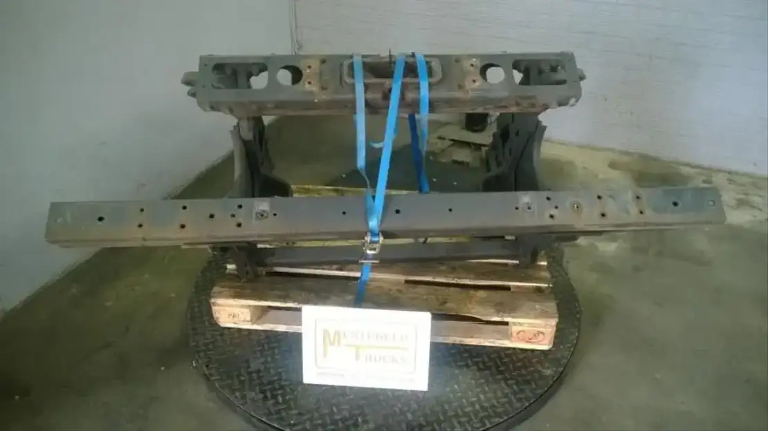 Mercedes-Benz Voorste chassisdeel Actros - Frame/ Chassis for Truck: picture 1 Mercedes-Benz Voorste chassisdeel Actros - Frame/ Chassis for Truck: picture 1