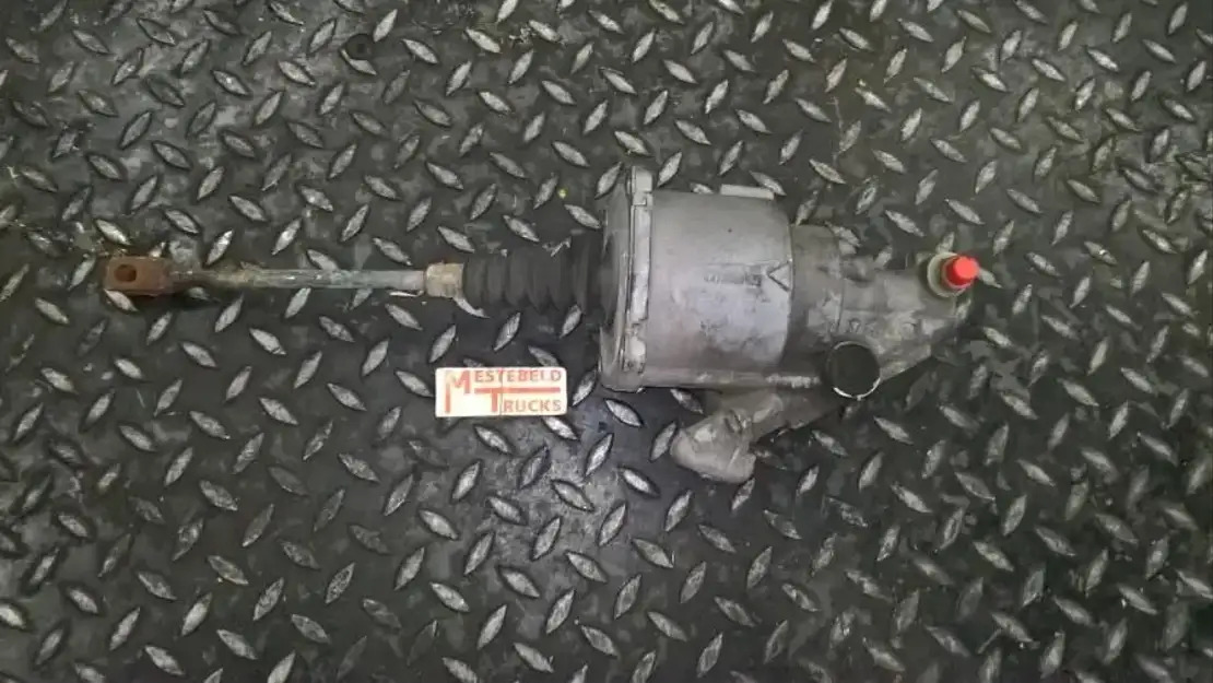 Scania Koppelingsbekrachtiger - Clutch and parts for Truck: picture 1 Scania Koppelingsbekrachtiger - Clutch and parts for Truck: picture 1