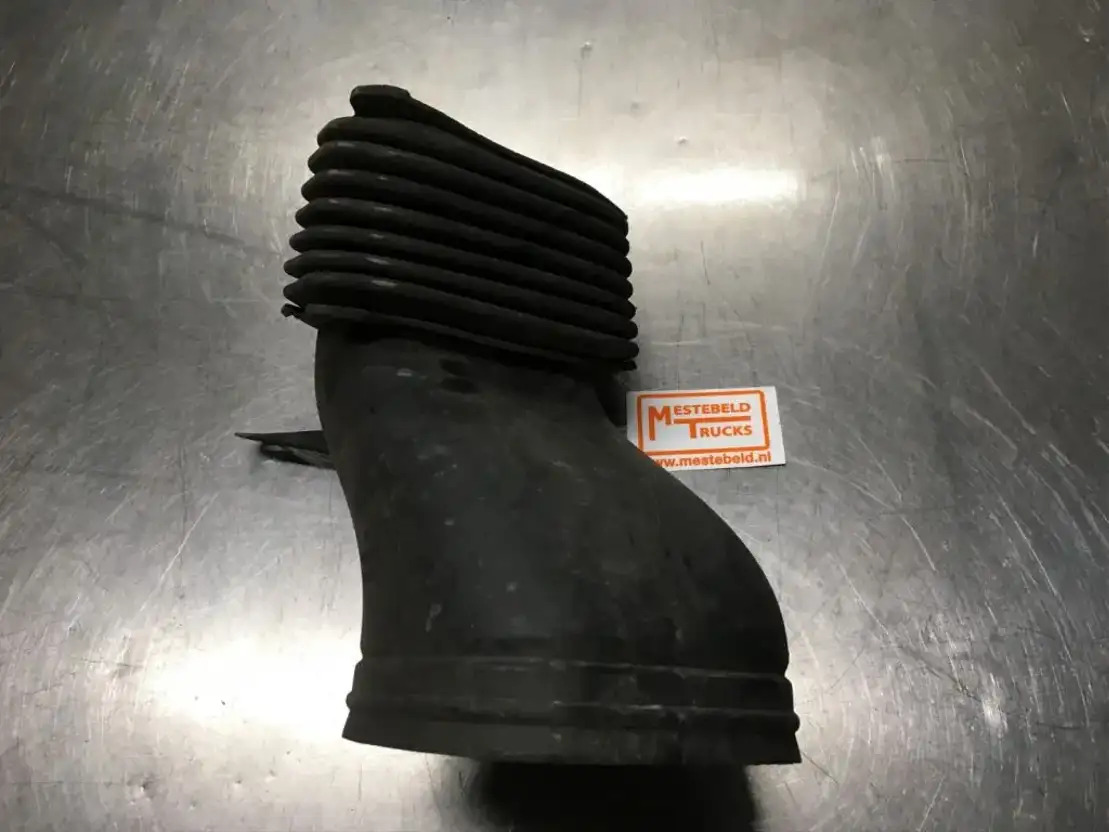 Scania L uchtinlaat - Air intake system for Truck: picture 1 Scania L uchtinlaat - Air intake system for Truck: picture 1