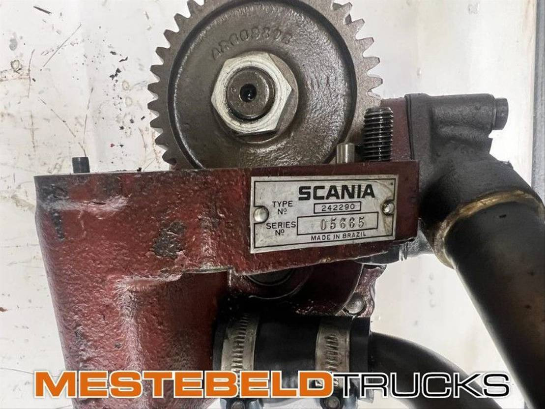 Scania Oliepomp DS 14 01 - Engine and parts for Truck: picture 2 Scania Oliepomp DS 14 01 - Engine and parts for Truck: picture 2