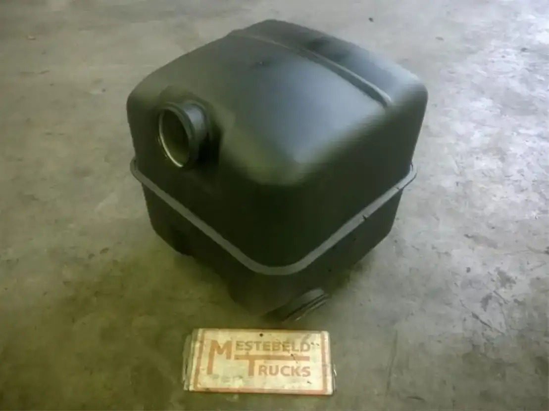 Scania Uitlaatdemper 4-serie - Exhaust system for Truck: picture 1 Scania Uitlaatdemper 4-serie - Exhaust system for Truck: picture 1