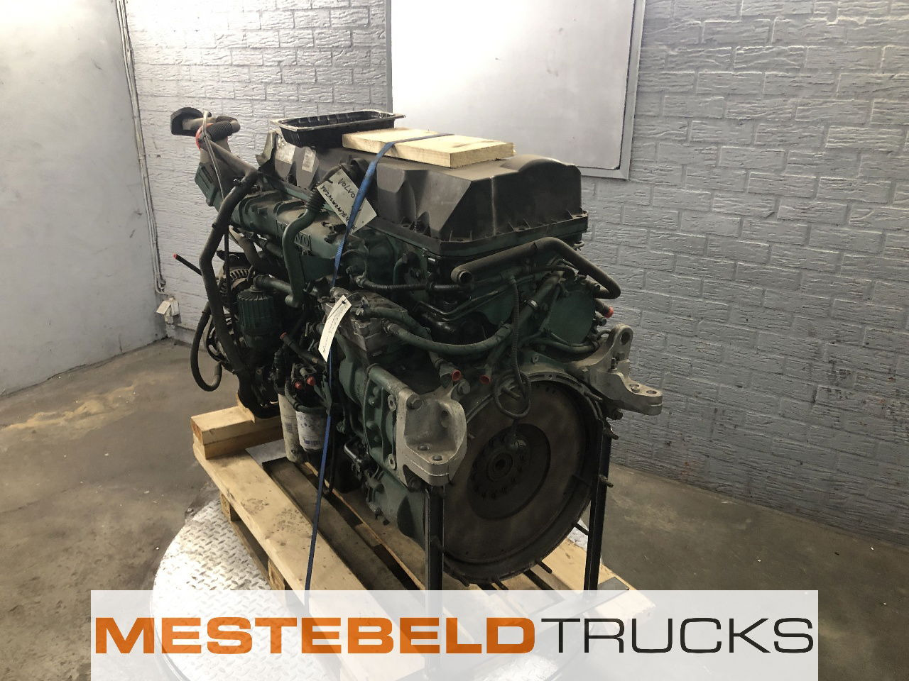 Volvo Motor D 13 A - Engine for Truck: picture 4 Volvo Motor D 13 A - Engine for Truck: picture 4