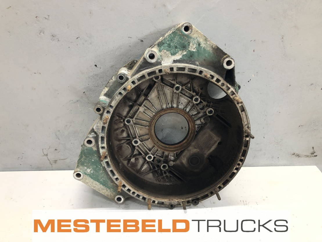 Volvo Vliegwielhuis D6A210 motor - Engine and parts for Truck: picture 1 Volvo Vliegwielhuis D6A210 motor - Engine and parts for Truck: picture 1