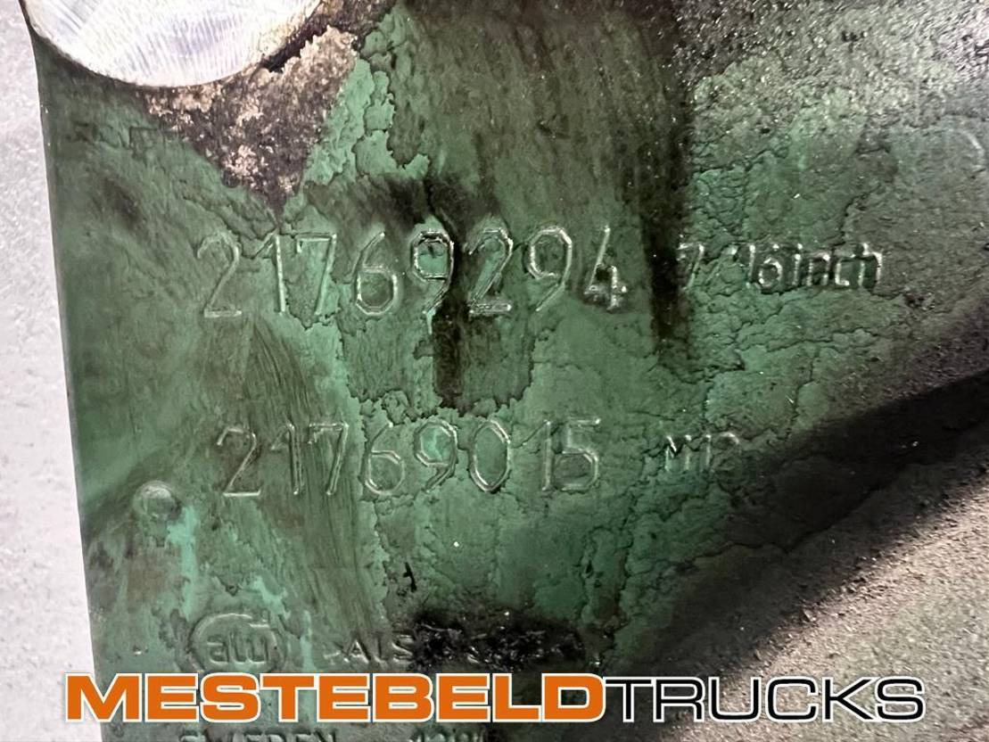 Volvo Vliegwielhuis - Engine and parts for Truck: picture 2 Volvo Vliegwielhuis - Engine and parts for Truck: picture 2