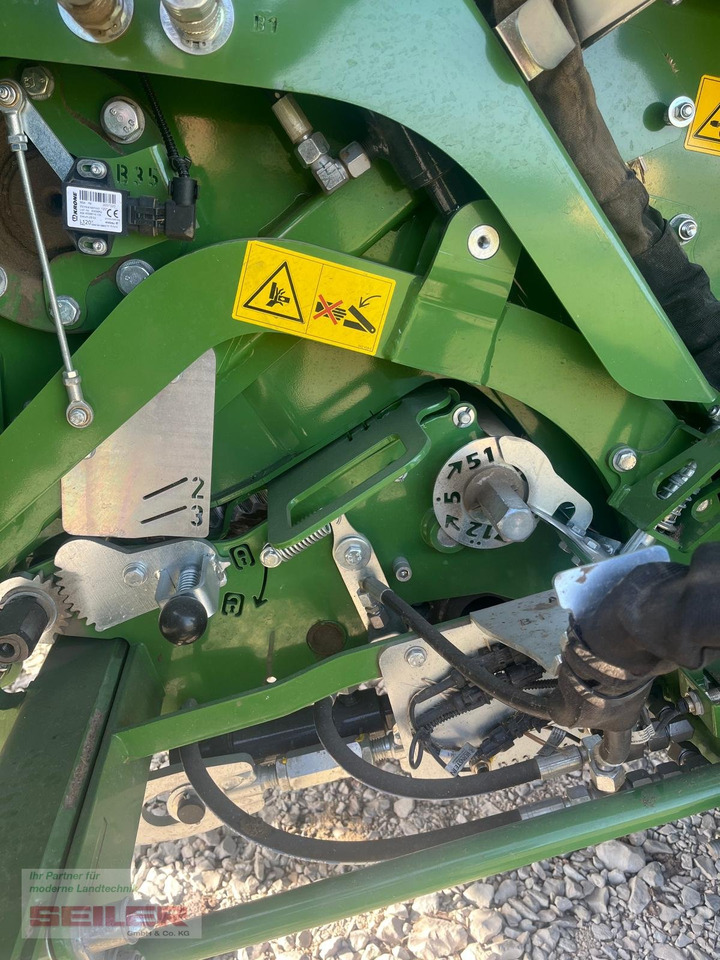 Square baler, Bale wrapper Krone Big Pack 1270 VC: picture 12 Square baler, Bale wrapper Krone Big Pack 1270 VC: picture 12