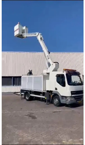 DAF LF 45.160 CUSTERS Hoogwerker 14,5 mtr / Skyworker 14,5mtr - Truck mounted aerial platform: picture 3 DAF LF 45.160 CUSTERS Hoogwerker 14,5 mtr / Skyworker 14,5mtr - Truck mounted aerial platform: picture 3