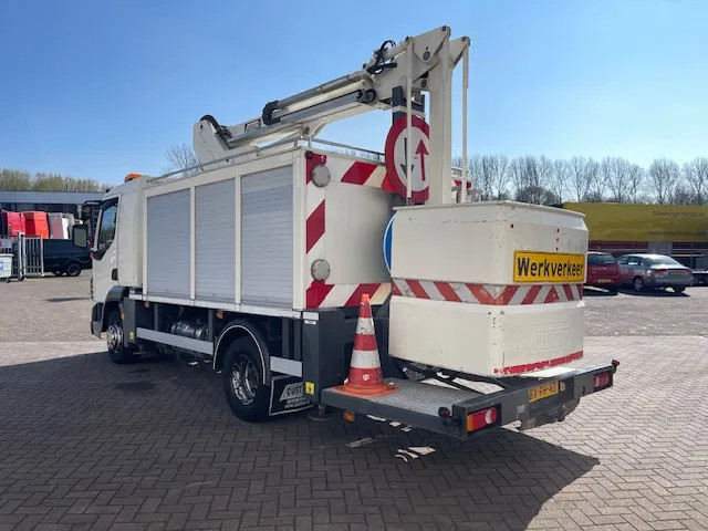 DAF LF 45.160 CUSTERS Hoogwerker 14,5 mtr / Skyworker 14,5mtr - Truck mounted aerial platform: picture 5 DAF LF 45.160 CUSTERS Hoogwerker 14,5 mtr / Skyworker 14,5mtr - Truck mounted aerial platform: picture 5