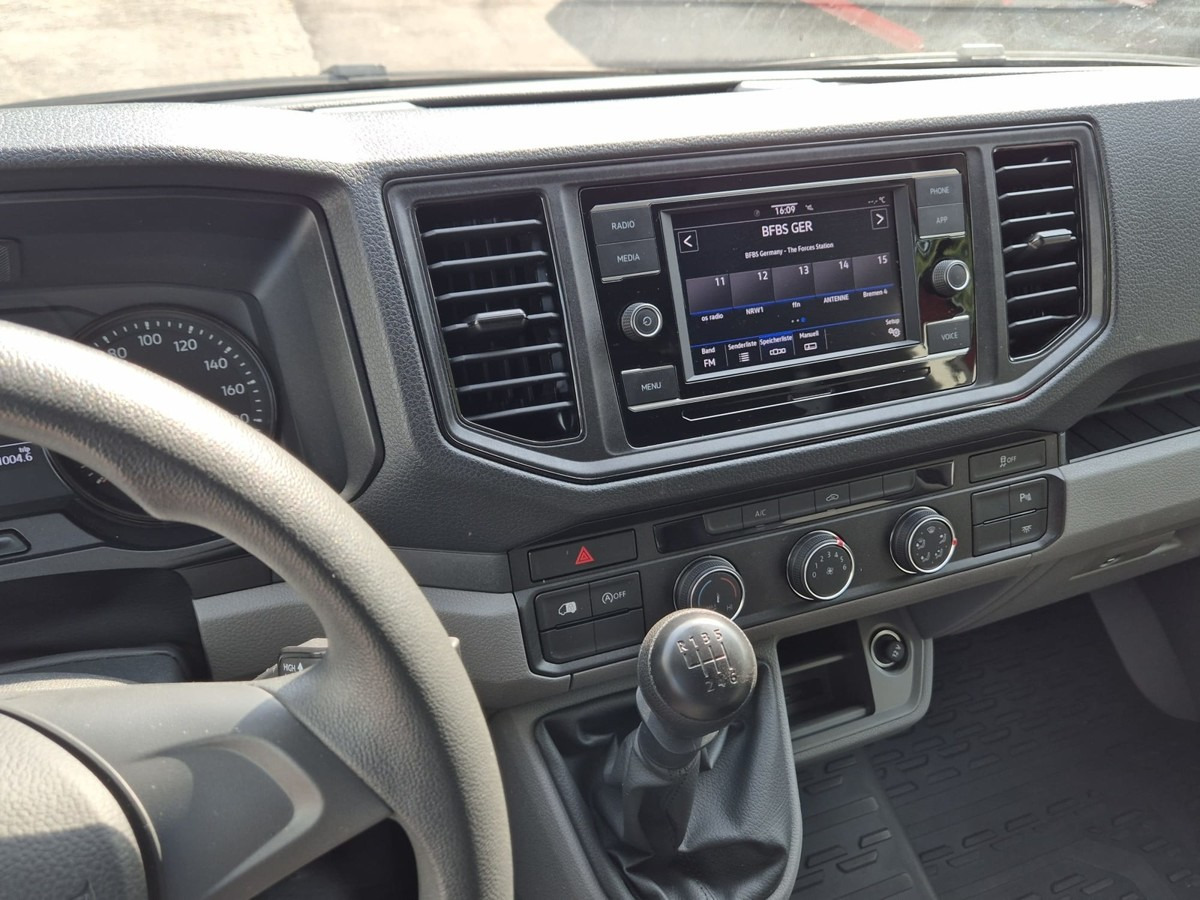 Panel van VW Crafter 35 Maxi L4H3 1Hand PDC sofort verfügbar!: picture 13 Panel van VW Crafter 35 Maxi L4H3 1Hand PDC sofort verfügbar!: picture 13