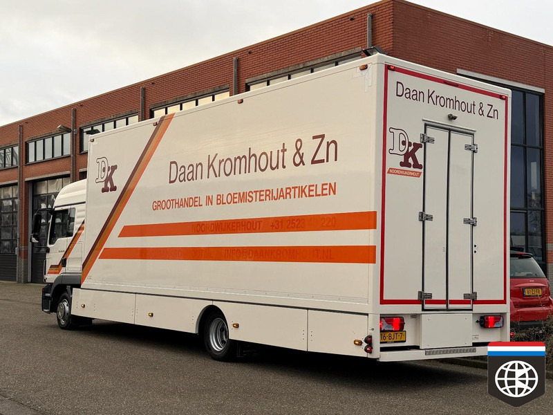 MAN TGL 12 250 EURO 6 - AUT - SLEEPER CAB - Box truck: picture 4 MAN TGL 12 250 EURO 6 - AUT - SLEEPER CAB - Box truck: picture 4