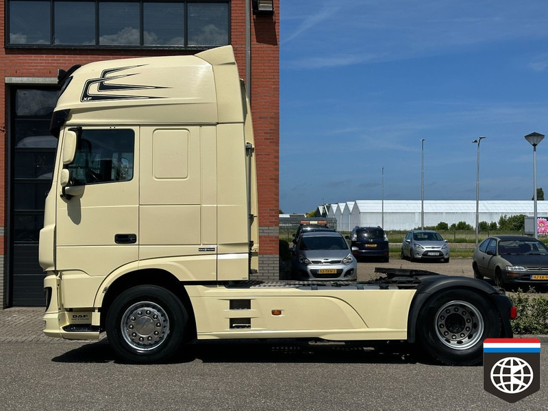 DAF XF 440 FT Super Space / FULL SPOILER / HOLLAND TRUCK - Tractor unit: picture 3 DAF XF 440 FT Super Space / FULL SPOILER / HOLLAND TRUCK - Tractor unit: picture 3
