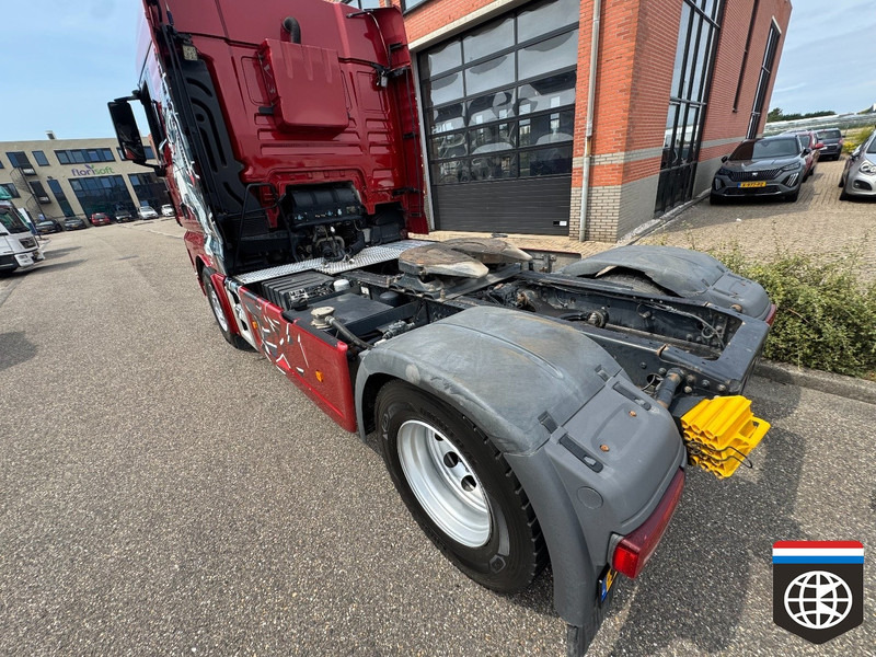 MAN TGX - Tractor unit: picture 2 MAN TGX - Tractor unit: picture 2