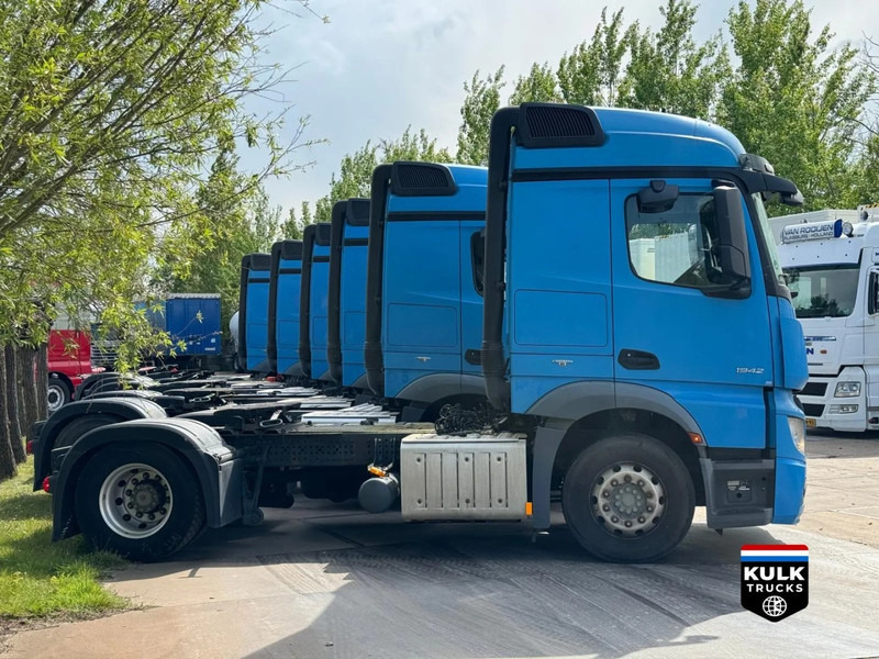 Mercedes-Benz ACTROS 1842 6x TRACTOR AVAILABLE - Tractor unit: picture 4 Mercedes-Benz ACTROS 1842 6x TRACTOR AVAILABLE - Tractor unit: picture 4