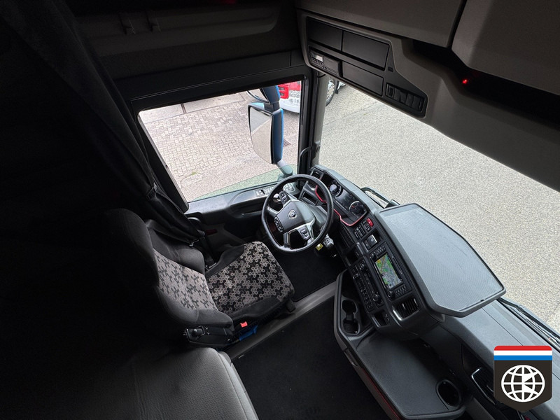 Scania R 520 EURO 6 D - PTO - 2x TANK - SKIRTS - Tractor unit: picture 4 Scania R 520 EURO 6 D - PTO - 2x TANK - SKIRTS - Tractor unit: picture 4