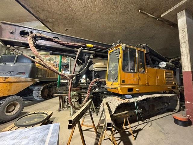Akerman Banut H14B - Pile driver: picture 1 Akerman Banut H14B - Pile driver: picture 1