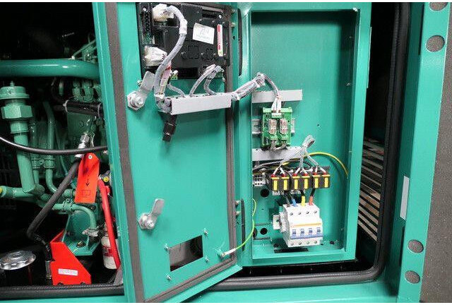 Cummins Stromgenerator, 10 kVA, Sofort verfügbar - Generator set: picture 4 Cummins Stromgenerator, 10 kVA, Sofort verfügbar - Generator set: picture 4