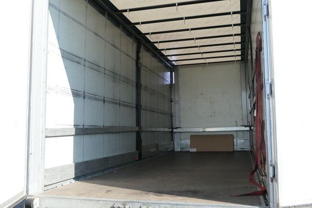 DAF LF 230 FA 4x2, Edscha, Verzinkt, AHK, Klima, TOP DAF LF 230 FA 4x2, Edscha, Verzinkt, AHK, Klima, TOP - Curtain side van: picture 4 DAF LF 230 FA 4x2, Edscha, Verzinkt, AHK, Klima, TOP DAF LF 230 FA 4x2, Edscha, Verzinkt, AHK, Klima, TOP - Curtain side van: picture 4