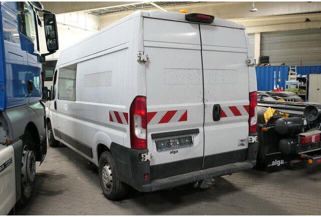 Fiat Ducato MultiCab, 6 Sitze, AHK, Klima, Trennwand - Panel van: picture 4 Fiat Ducato MultiCab, 6 Sitze, AHK, Klima, Trennwand - Panel van: picture 4