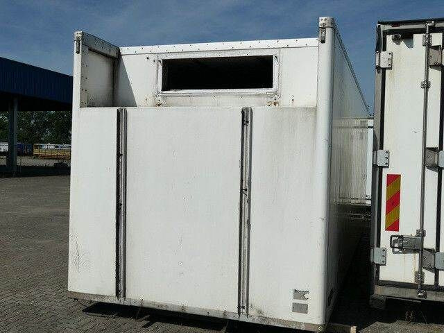 Isolierter Koffer, 7.350mm lang, Trennwand - Box truck: picture 2 Isolierter Koffer, 7.350mm lang, Trennwand - Box truck: picture 2