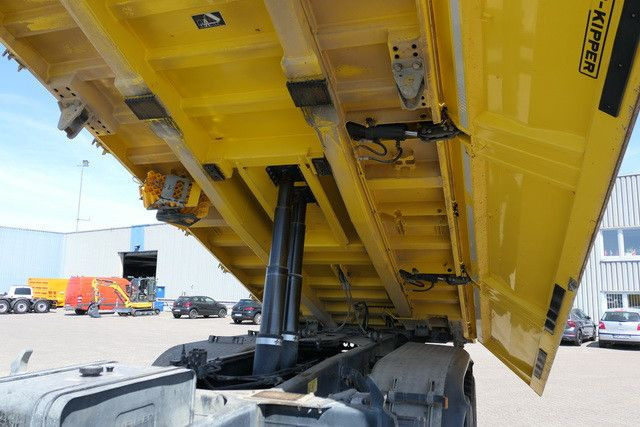 MAN 35.460 TGS BB 8x4, Meiller, Bordmatik, Intarder - Tipper: picture 5 MAN 35.460 TGS BB 8x4, Meiller, Bordmatik, Intarder - Tipper: picture 5
