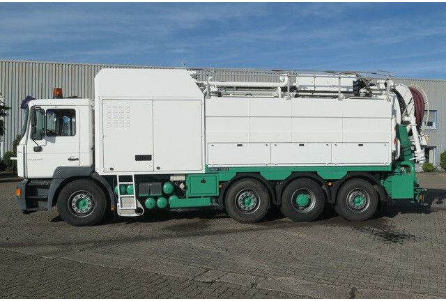 MAN 35.464 FVNLC 8x2, Müller-Fatmaster, Saugaufbau - Vacuum truck: picture 2 MAN 35.464 FVNLC 8x2, Müller-Fatmaster, Saugaufbau - Vacuum truck: picture 2