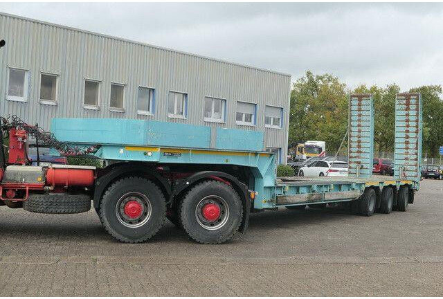 MOL 3-Achser,hydr. Rampen,Gelenkt,Verbreiterbar - Low loader semi-trailer: picture 2 MOL 3-Achser,hydr. Rampen,Gelenkt,Verbreiterbar - Low loader semi-trailer: picture 2