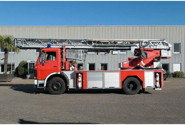 Mercedes-Benz 1422 F 4x2, Drehleiter DLK 23-12, Metz, 30m - Fire truck: picture 5 Mercedes-Benz 1422 F 4x2, Drehleiter DLK 23-12, Metz, 30m - Fire truck: picture 5