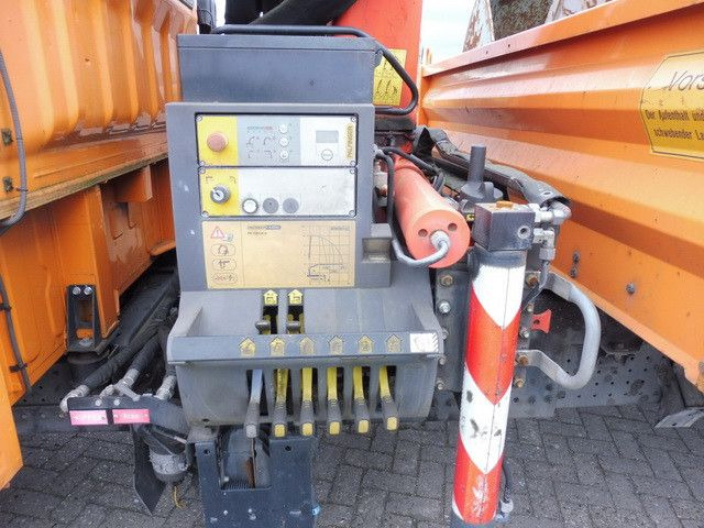 Mitsubishi Fuso Canter 7C18D, Palfinger PK 7001-KA, DOKA - Tipper, Crane truck: picture 4 Mitsubishi Fuso Canter 7C18D, Palfinger PK 7001-KA, DOKA - Tipper, Crane truck: picture 4
