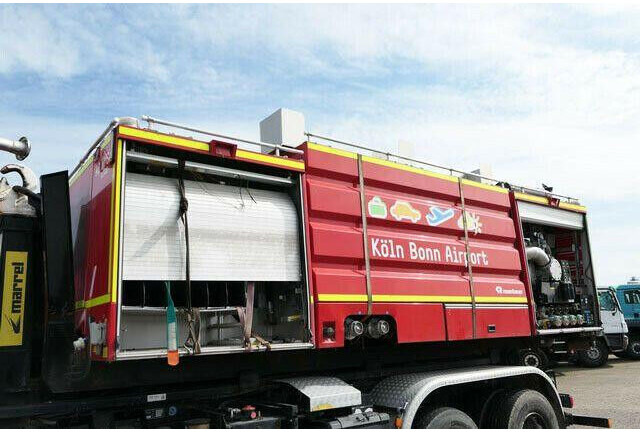 ROSENBAUER ROSENBAUER/Feuerwehr/Wasserwerfer - Fire truck: picture 2 ROSENBAUER ROSENBAUER/Feuerwehr/Wasserwerfer - Fire truck: picture 2