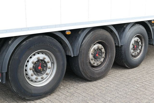 Schwarzmüller J-Serie, 10mm Bode, 92m³, Funk, SAF, Rollplane - Walking floor semi-trailer: picture 5 Schwarzmüller J-Serie, 10mm Bode, 92m³, Funk, SAF, Rollplane - Walking floor semi-trailer: picture 5