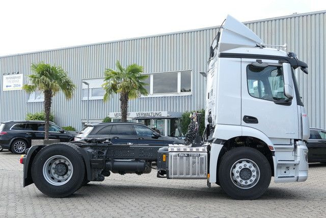 Mercedes-Benz 1836 LS Actros 4x2, ADR, Navi, Klima, 2.000km - Tractor unit: picture 2 Mercedes-Benz 1836 LS Actros 4x2, ADR, Navi, Klima, 2.000km - Tractor unit: picture 2