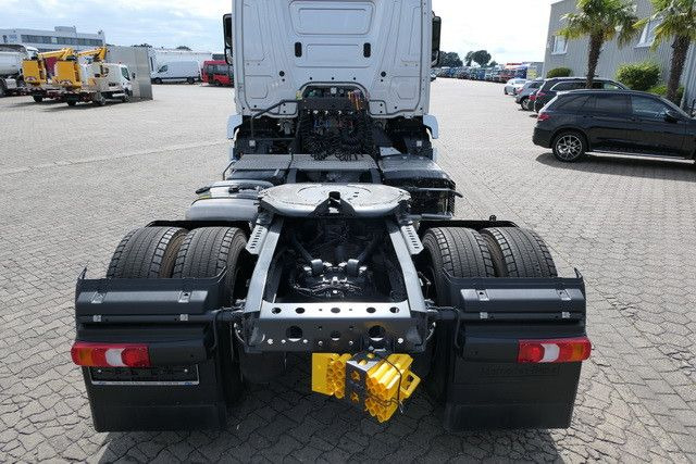 Mercedes-Benz 1836 LS Actros 4x2, ADR, Navi, Klima, 2.000km - Tractor unit: picture 4 Mercedes-Benz 1836 LS Actros 4x2, ADR, Navi, Klima, 2.000km - Tractor unit: picture 4
