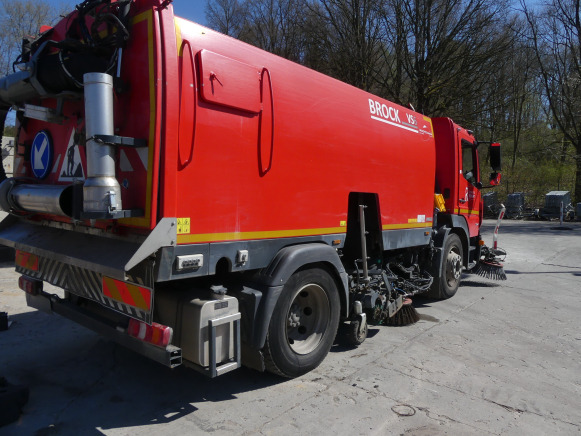 Camion balayeuse Mercedes Atego 1324 (2020-20.064 km) - Road sweeper: picture 3 Camion balayeuse Mercedes Atego 1324 (2020-20.064 km) - Road sweeper: picture 3