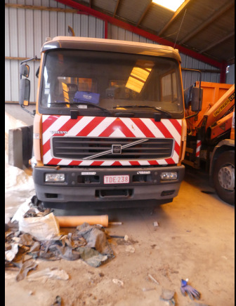 Camion hydrocureur Volvo - Tank truck: picture 3 Camion hydrocureur Volvo - Tank truck: picture 3