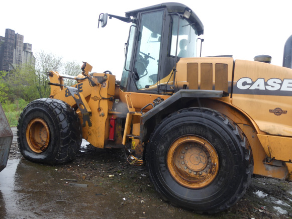 Chargeur articulé sur pneus (à reconditionner) Case 821E - Wheel loader: picture 3 Chargeur articulé sur pneus (à reconditionner) Case 821E - Wheel loader: picture 3