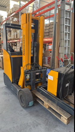 Chariot élevateur porté debout JUNGHENRICH ETV C20 - Reach truck: picture 1 Chariot élevateur porté debout JUNGHENRICH ETV C20 - Reach truck: picture 1