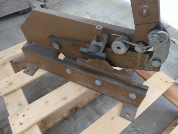 Cisaille à quincaillerie - Metalworking machinery: picture 2 Cisaille à quincaillerie - Metalworking machinery: picture 2