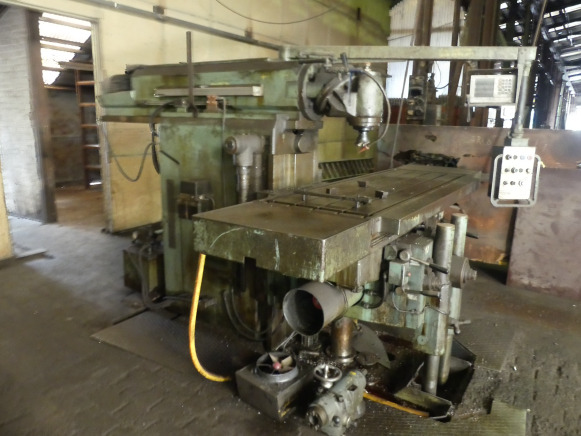 Fraiseuse universelle CNC 3 aves Fias Mh6 - Milling machine: picture 2 Fraiseuse universelle CNC 3 aves Fias Mh6 - Milling machine: picture 2