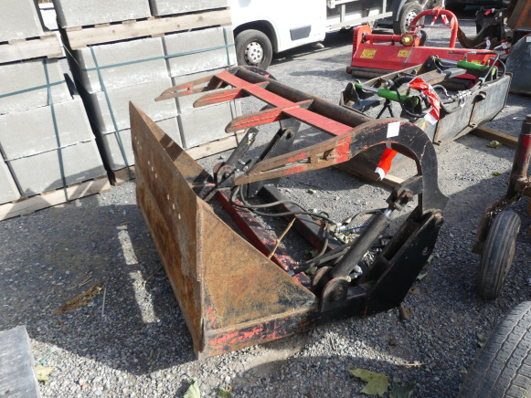 Godet crocodile - Bucket for Construction machinery: picture 1 Godet crocodile - Bucket for Construction machinery: picture 1