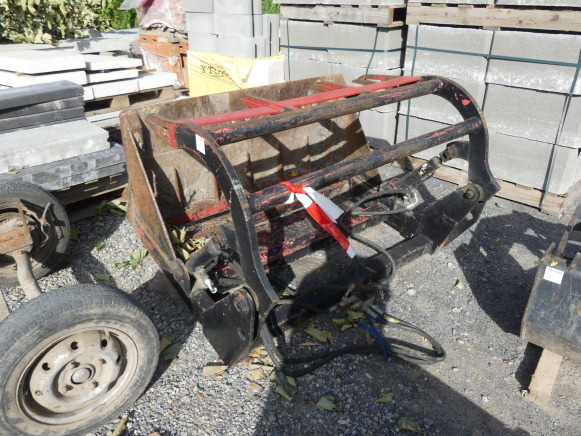 Godet crocodile - Bucket for Construction machinery: picture 3 Godet crocodile - Bucket for Construction machinery: picture 3