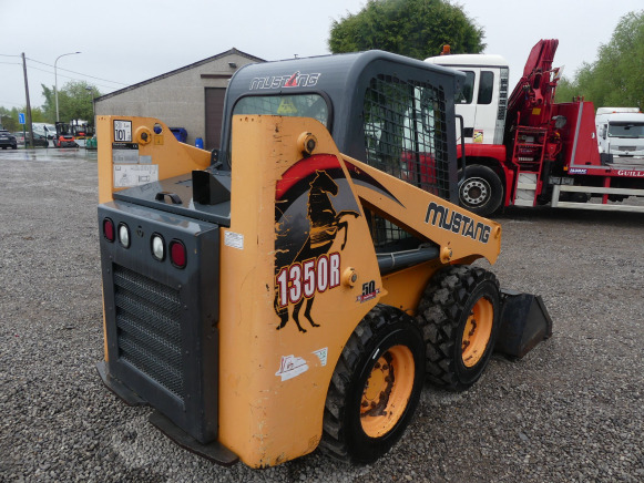 Mini chargeur sur pneus Mustang 1350 R - Skid steer loader: picture 5 Mini chargeur sur pneus Mustang 1350 R - Skid steer loader: picture 5