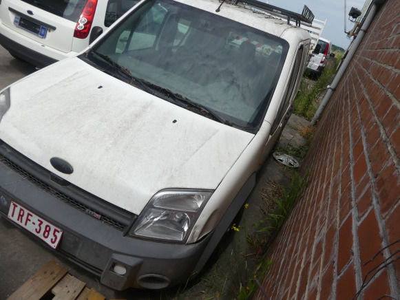 REF:Immatriculé sous : TRF-385 - Voiture Ford Tourneo Connect - Other machinery: picture 2 REF:Immatriculé sous : TRF-385 - Voiture Ford Tourneo Connect - Other machinery: picture 2