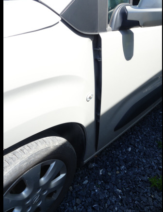 Voiture Opel Combo LIFE (2020-164.299 km-VIN:WOVECYHYLJ618520) - Other machinery: picture 4 Voiture Opel Combo LIFE (2020-164.299 km-VIN:WOVECYHYLJ618520) - Other machinery: picture 4