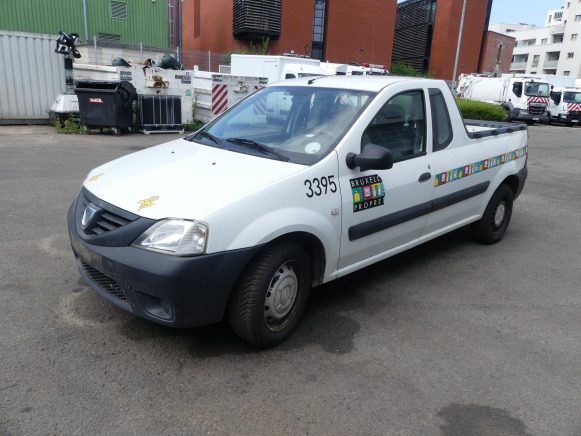 REF:12395 - Camionnette pickup Dacia Logan 1.5 DCI (2012-121.398 km) - Pickup truck: picture 1 REF:12395 - Camionnette pickup Dacia Logan 1.5 DCI (2012-121.398 km) - Pickup truck: picture 1