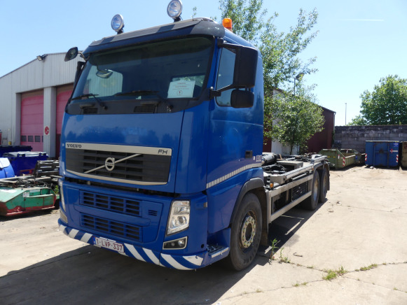 REF:1312 - Camion porte container Volvo FMFH E4 - Container transporter/ Swap body truck: picture 1 REF:1312 - Camion porte container Volvo FMFH E4 - Container transporter/ Swap body truck: picture 1