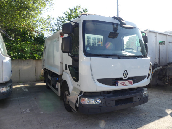 REF:1380 - Camion poubelle Renault Midlum 180DXI (2011-183.874 km) - Garbage truck: picture 2 REF:1380 - Camion poubelle Renault Midlum 180DXI (2011-183.874 km) - Garbage truck: picture 2
