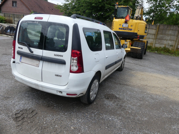 REF:1RFU370 - Voiture Dacia Logan Break SD (2012-63.842 km) - SUV: picture 5 REF:1RFU370 - Voiture Dacia Logan Break SD (2012-63.842 km) - SUV: picture 5