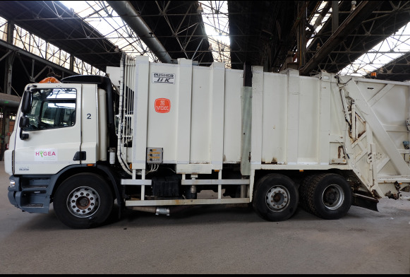 REF : 2 -Camion Poubelle DAF AG75 - Garbage truck: picture 2 REF : 2 -Camion Poubelle DAF AG75 - Garbage truck: picture 2