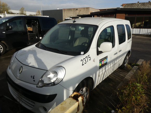 REF:2375 - Voiture Renault Kangoo 1,5 DCI 80 (2011-74.305 km) - Car: picture 1 REF:2375 - Voiture Renault Kangoo 1,5 DCI 80 (2011-74.305 km) - Car: picture 1