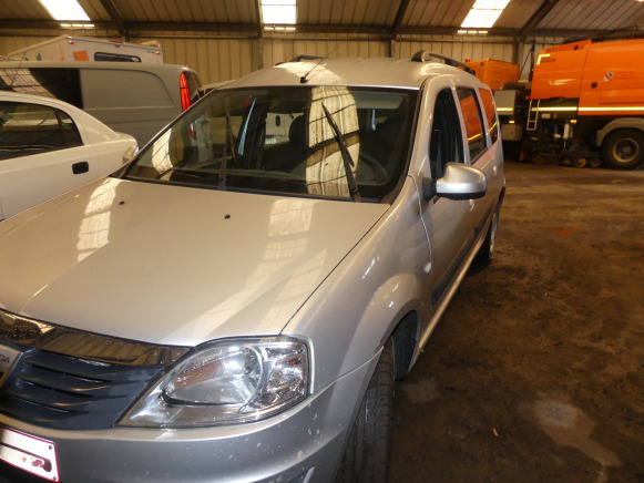 REF:2GBD456 - Voiture Dacia Logan Break SD (2011-85.514 km) - SUV: picture 1 REF:2GBD456 - Voiture Dacia Logan Break SD (2011-85.514 km) - SUV: picture 1